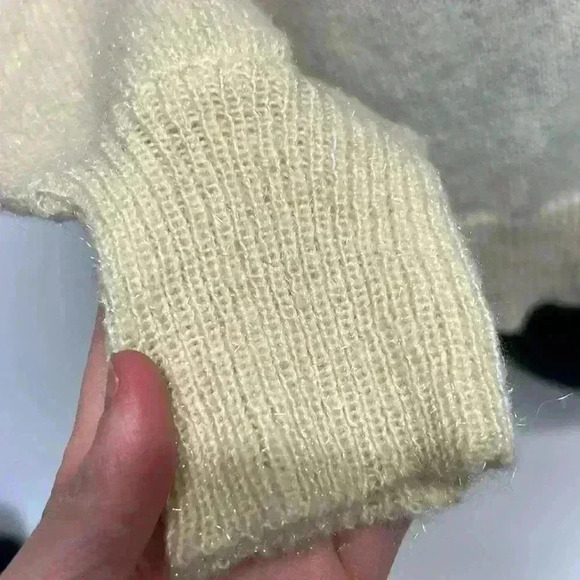 Small, medium andthewhy thin rainbow sweater, tie back - Picture 4 of 6